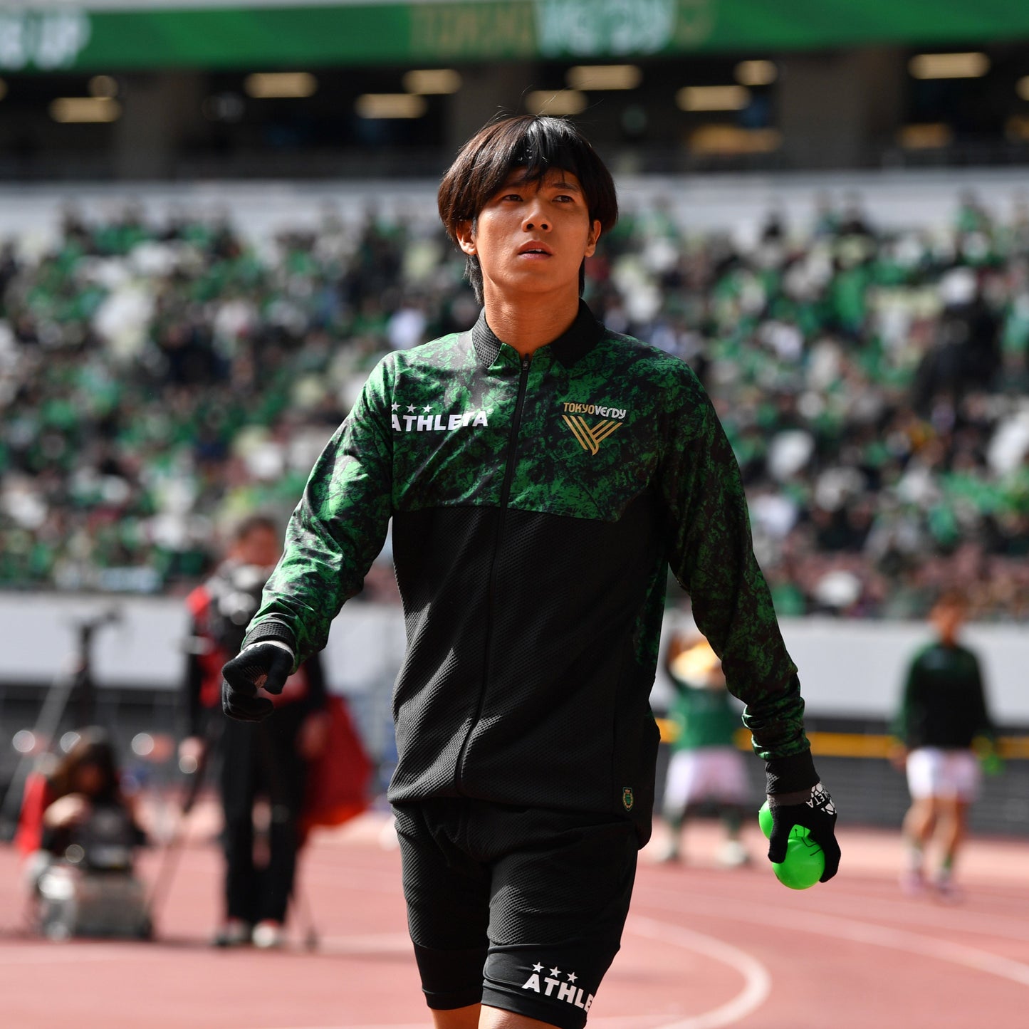 選手着用モデル2025アスレタトレーニングトップ