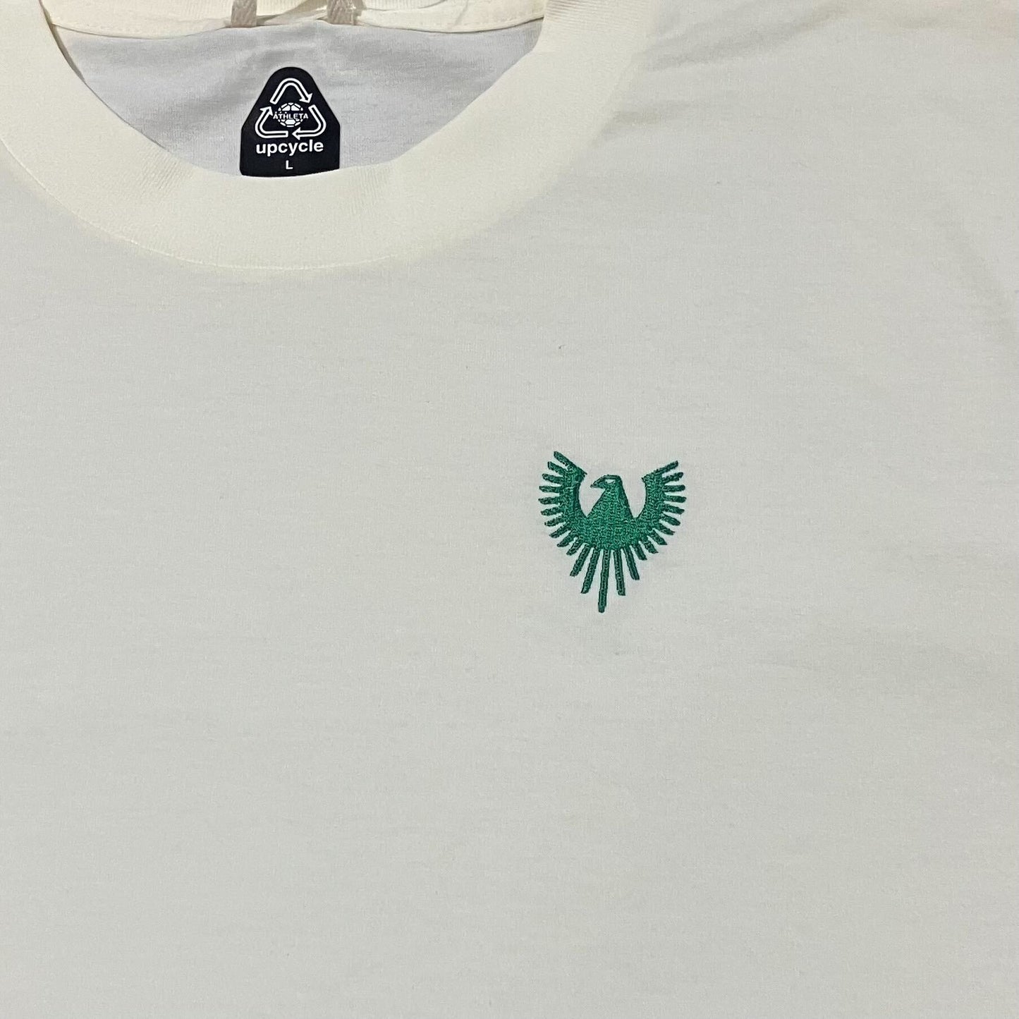 アスレタカフェブラワッペンTシャツ(WHT)
